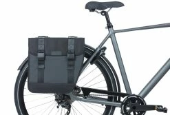 Basil Cykeltasker TOUR Vandtæt XL Sort Bag 2x17L -cykel butik crs media 10465